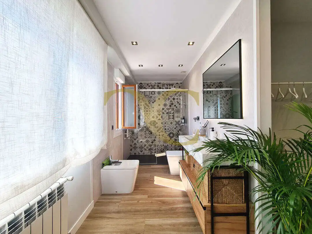 Detached house with garden for sale in Camino de la Belga, imagen 32