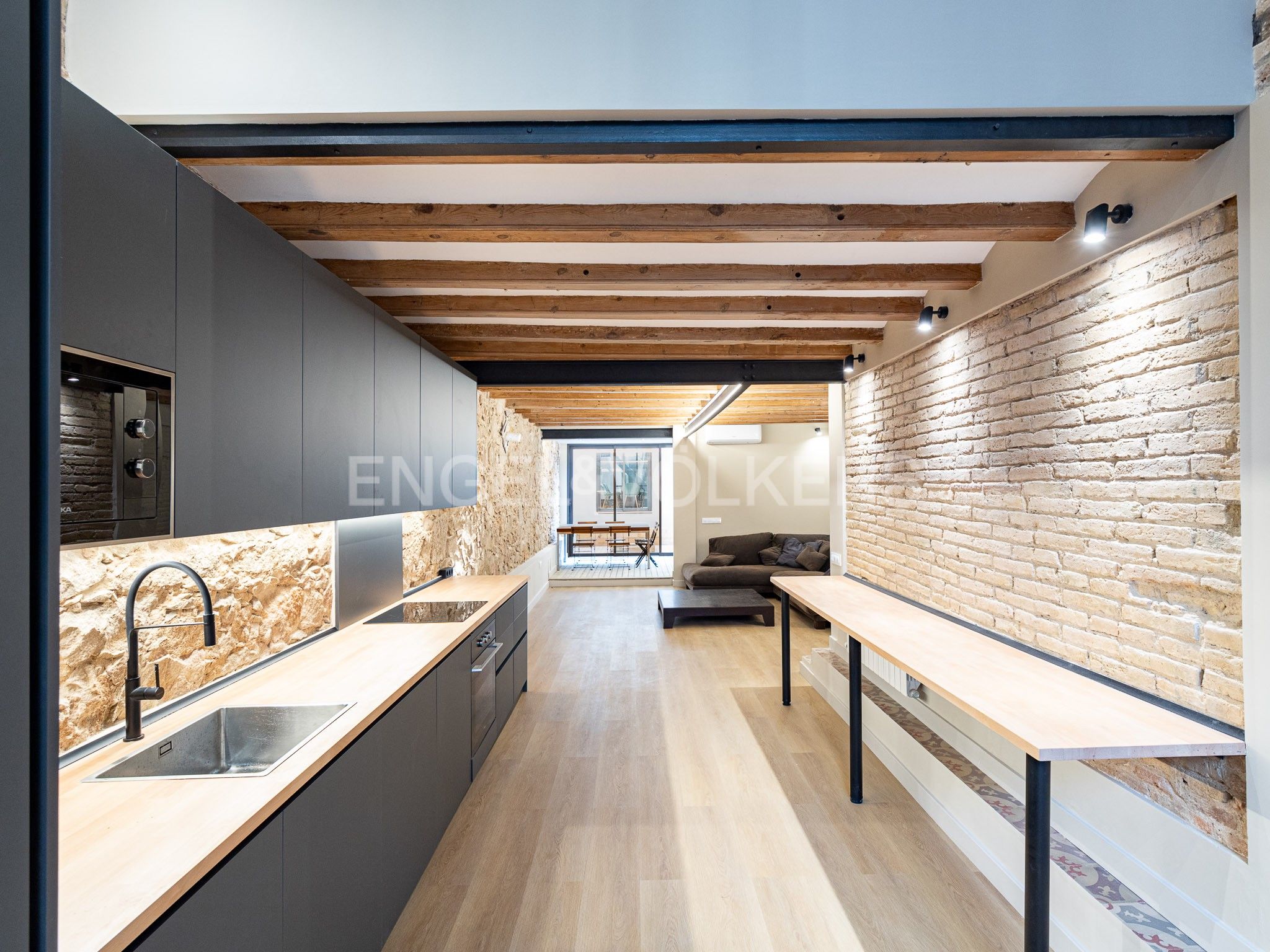 Cuina de Apartament de lloguer en  Barcelona Capital amb Aire condicionat, Calefacció i Parquet