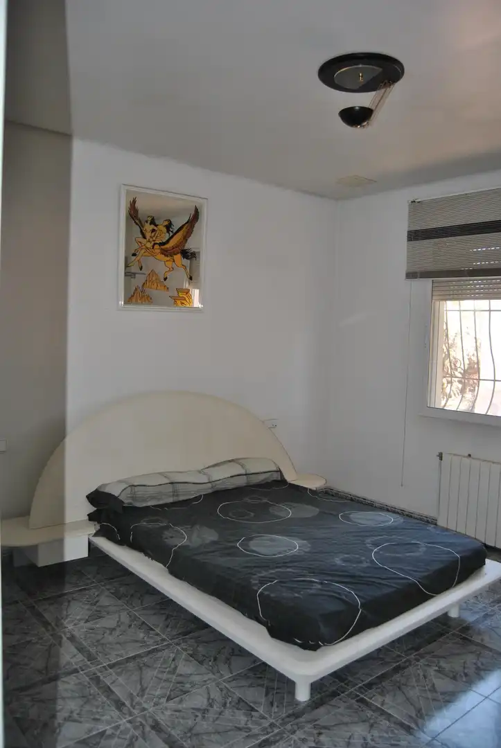 Habitación de Casa o chalet en venta en San Vicente del Raspeig / Sant Vicent del Raspeig con Aire acondicionado, Jardín privado y Piscina