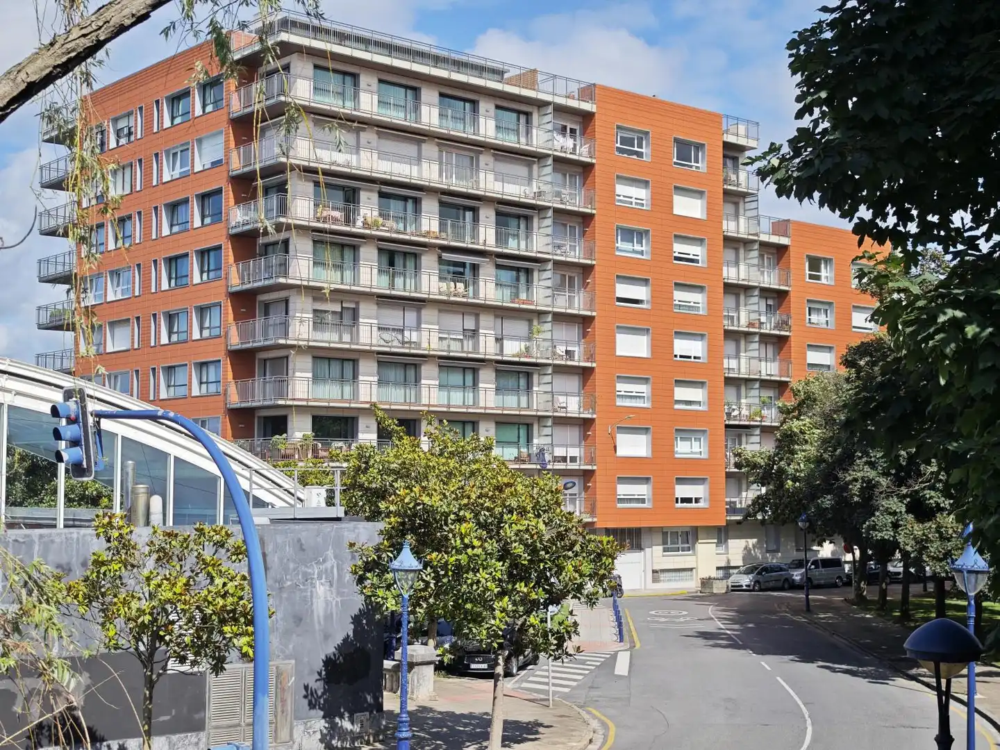 Vista exterior de Àtic en venda en Portugalete amb Aire condicionat, Calefacció i Jardí privat