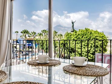 Wohnung mit Balkon zum Verkauf in Nueva Andalucía