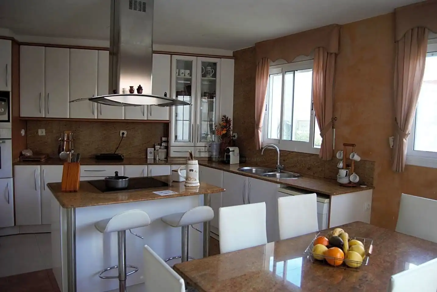 Cocina de Casa o chalet en venta en L'Aldea con Aire acondicionado, Jardín privado y Terraza