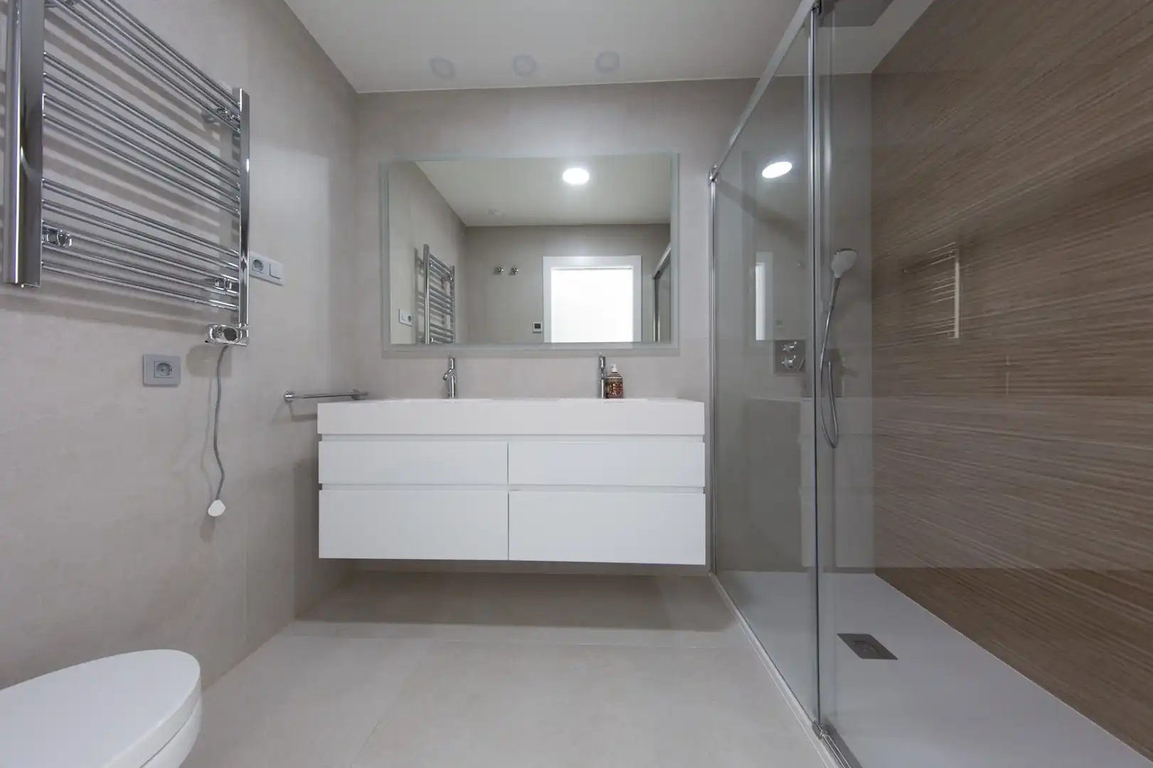 Bany de Apartament en venda en Benidorm amb Aire condicionat, Calefacció i Terrassa