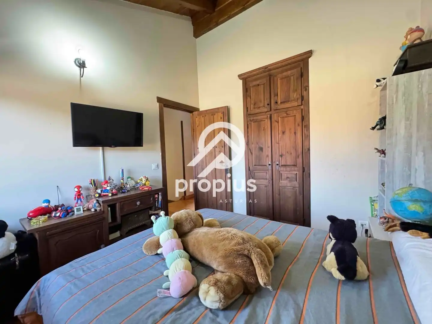 Bedroom of Houses for sale in Llanes  with Heating, Private garden and Parquet flooring