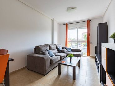 Apartment with garden for sale in Pedanías Este