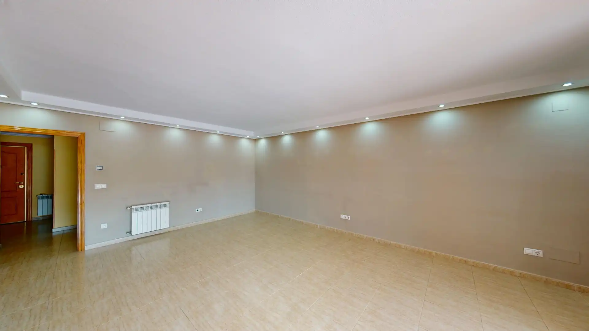 Casa o chalet en venta en Alicante / Alacant con Aire acondicionado, Jardín privado y Terraza