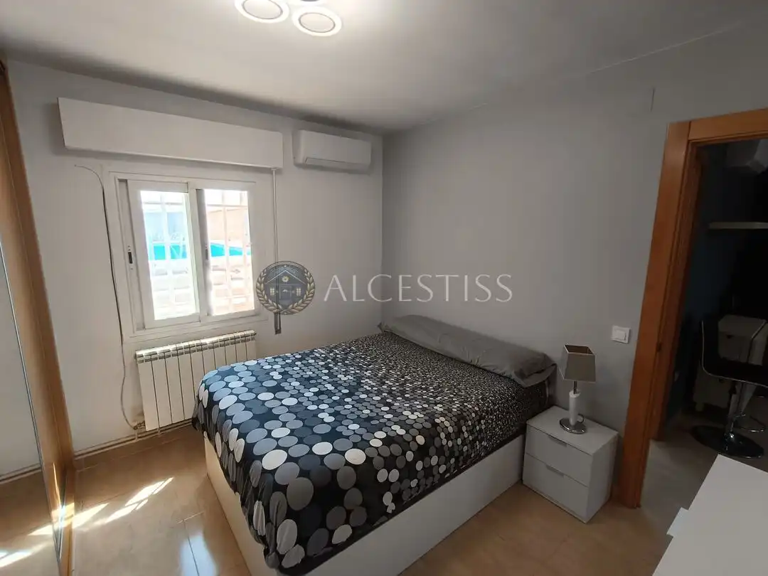 Dormitori de Casa o xalet en venda en El Viso de San Juan amb Aire condicionat, Calefacció i Jardí privat