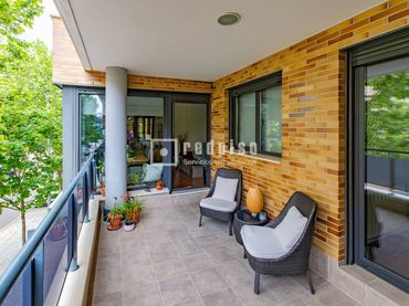 Piso con piscina en venta en Norte