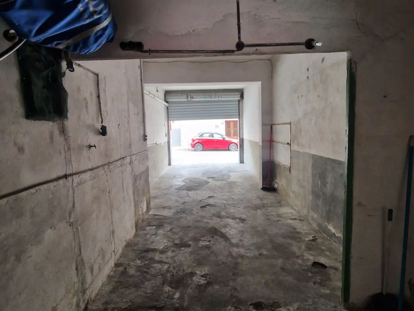 Parkplatz von Garage zur Miete in Rota