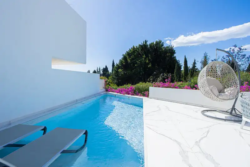 Swimming pool of Detached homes for rent in Marbella  with Air Conditioner, Terrace and Storage room