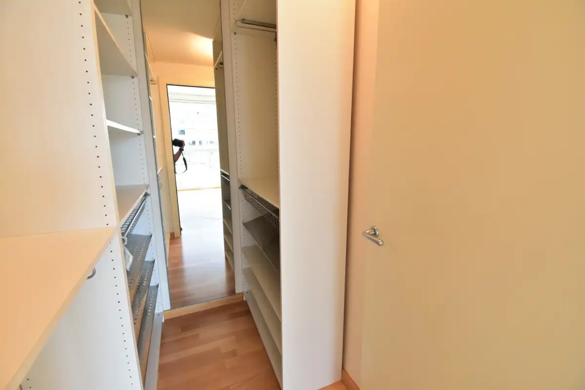 Wohnung zur Miete in Barcelona mit Klimaanlage, Heizung und Privatgarten