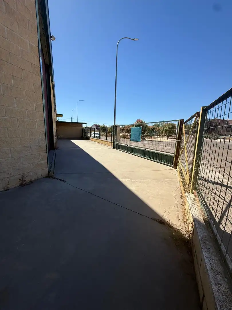 Industrial building to rent in Travesía Santa Rita 4, imagen 7