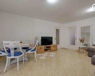 Living room of Flat for sale in Castelló d'Empúries  with Heating, Terrace and Balcony