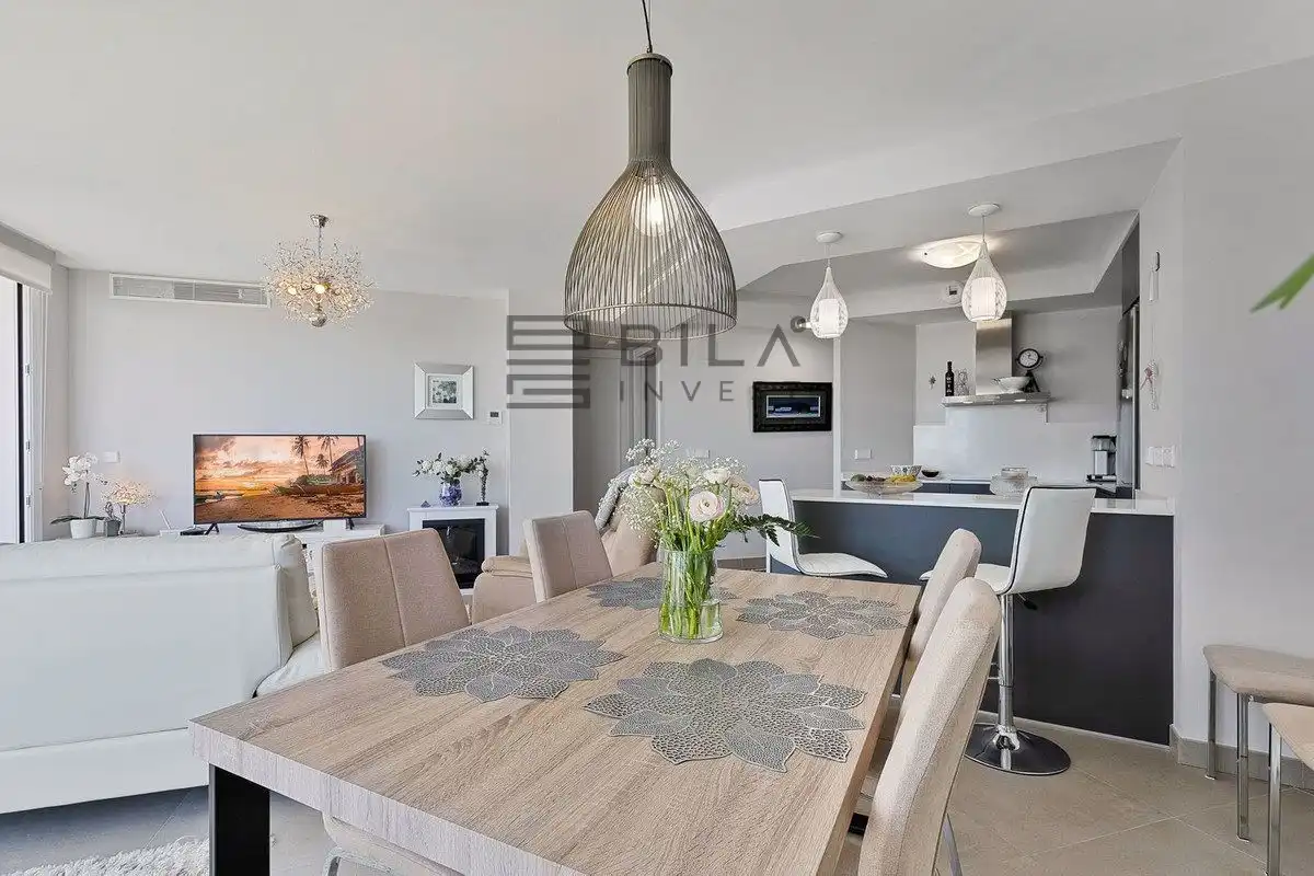 Comedor de Piso en venta en Fuengirola con Aire acondicionado, Terraza y Trastero