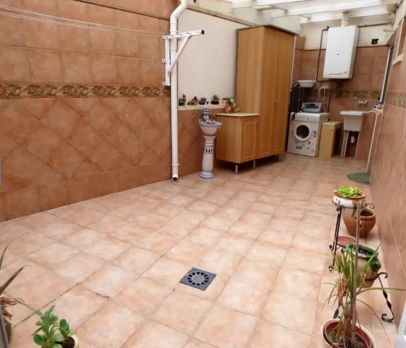 Bany de Casa o xalet en venda en Crevillent amb Aire condicionat, Calefacció i Jardí privat