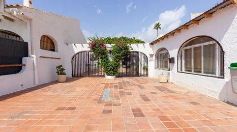 Foto 4 de Casa adosada de alquiler en Avenida Almadraba, 9, Pueblo Español - Coveta Fumá, El Campello
