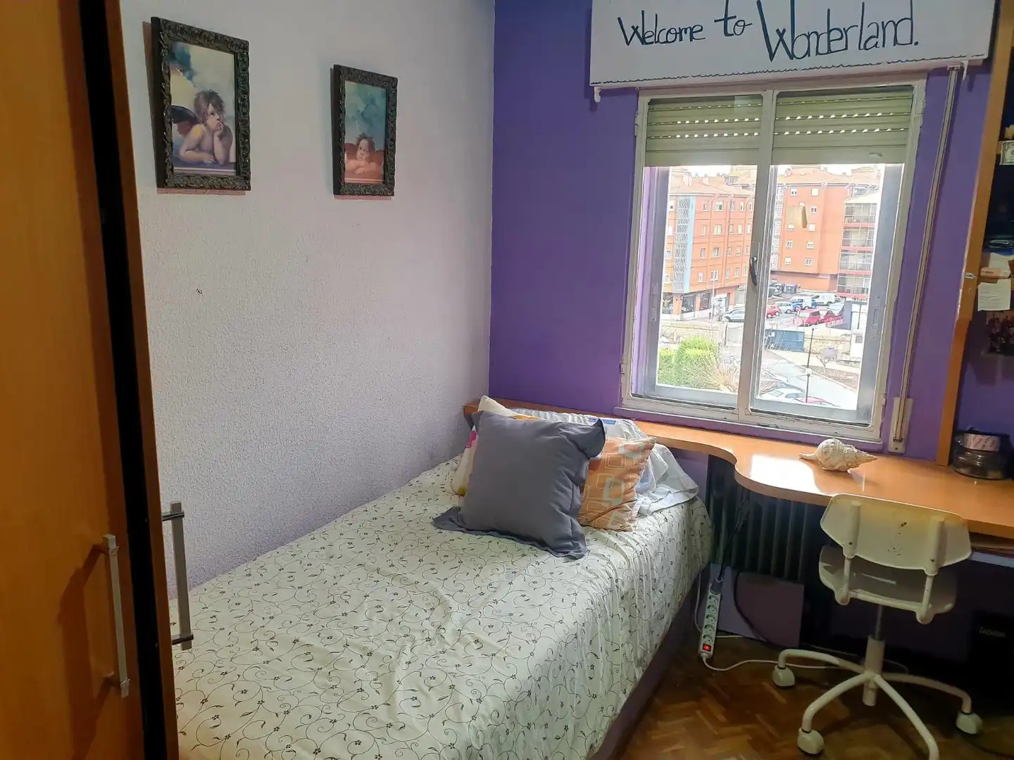 Habitación de Piso en venta en Ávila con Parquet y Amueblado