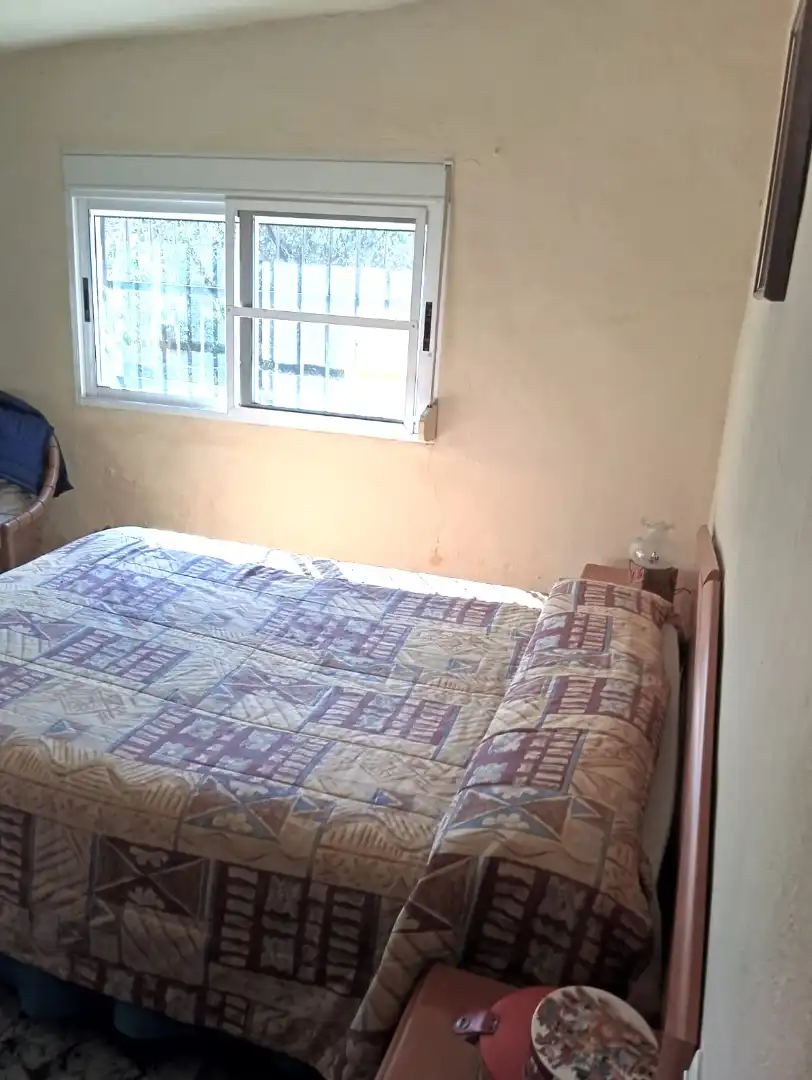 Habitación de Casa o chalet en venta en Llombai con Aire acondicionado, Calefacción y Jardín privado