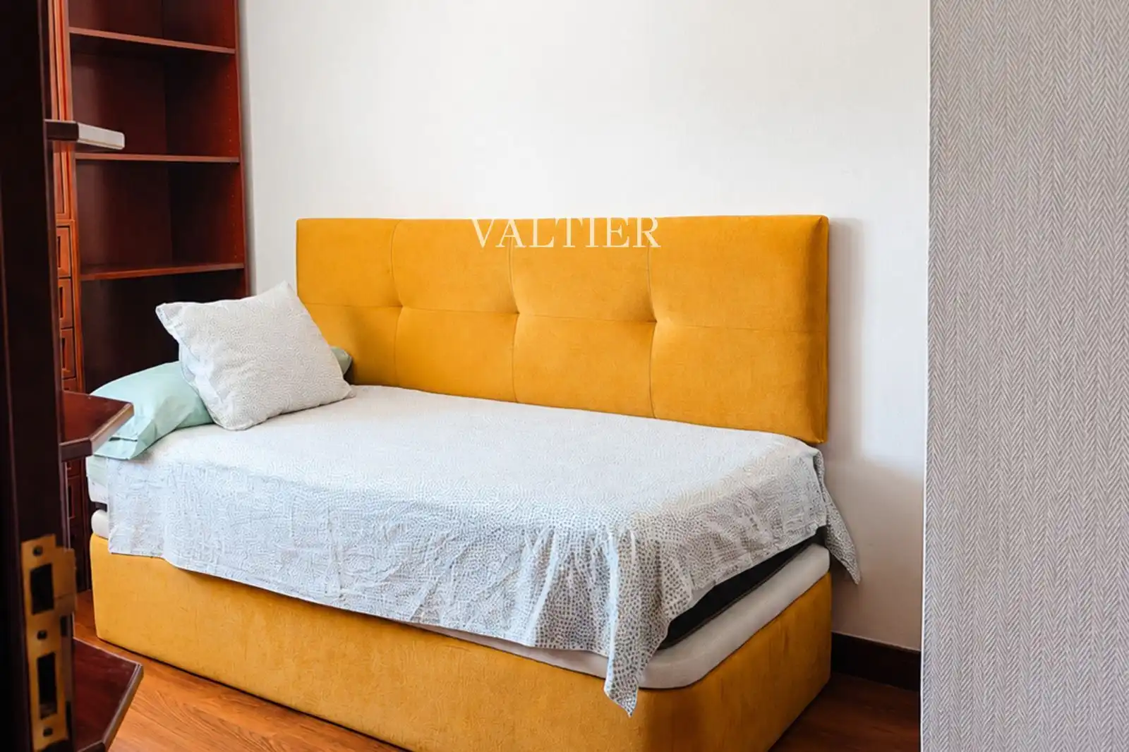 Schlafzimmer von Wohnung zur Miete in Madrid mit Klimaanlage, Terrasse und Möbliert