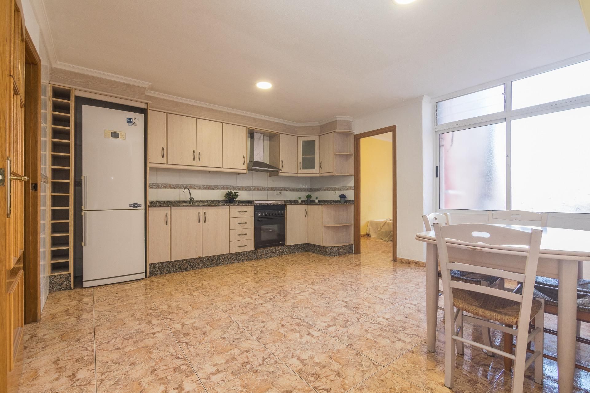 Kitchen of Flat for sale in Elche / Elx  with Balcony