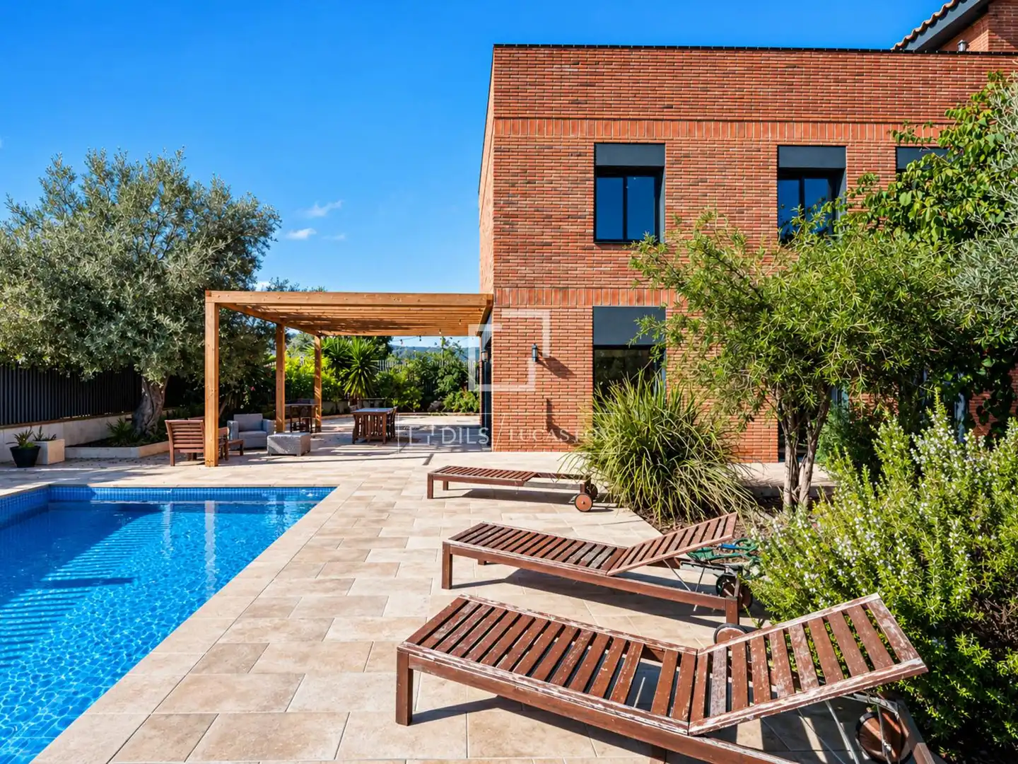 Terrassa de Casa o xalet en venda en Bruguers