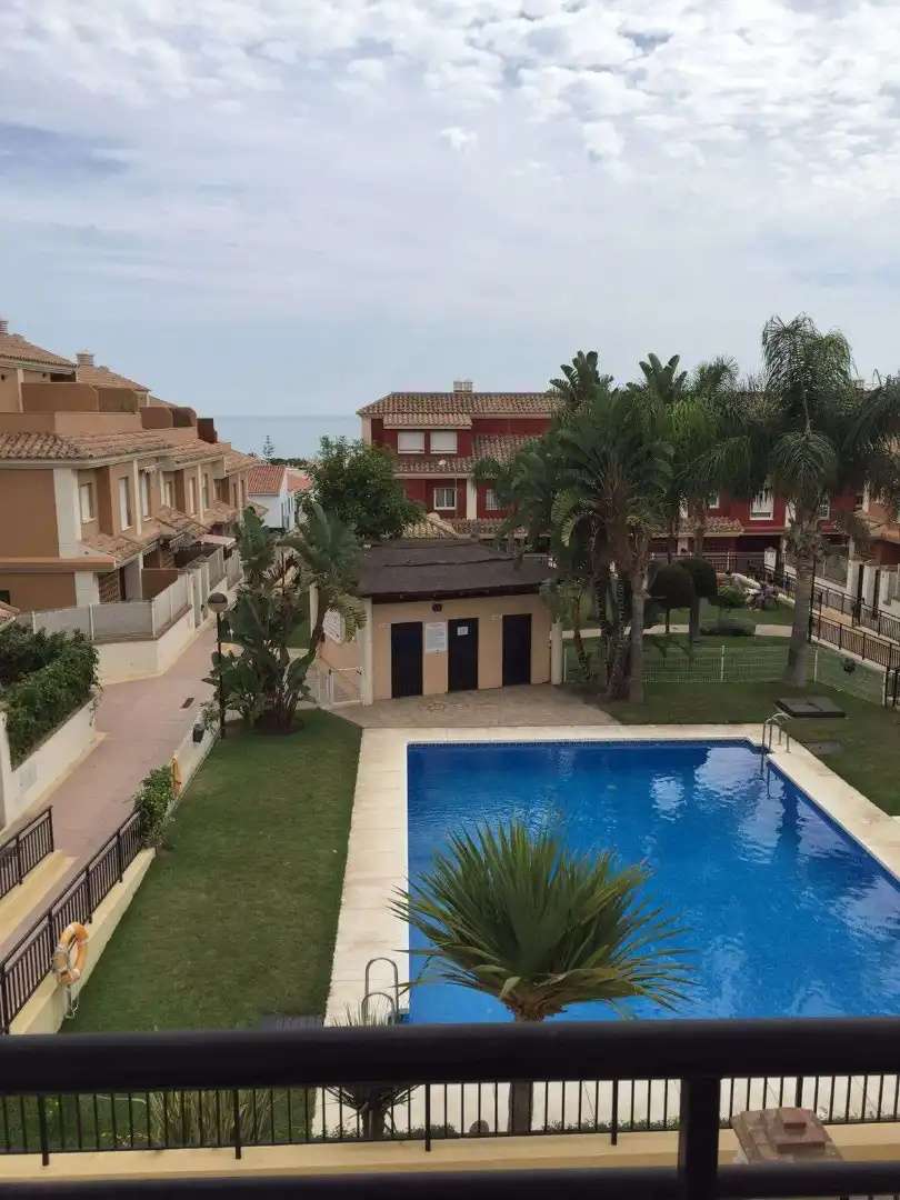 Villa con piscina in vendita a Urbanizacion Panorama 64D, imagen 2