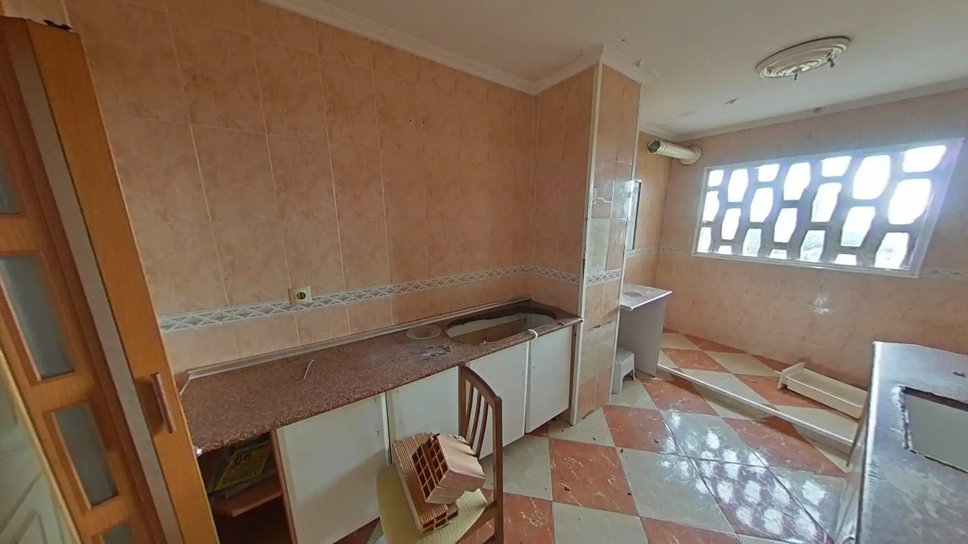 Kitchen of Flat for sale in Málaga  with Balcony