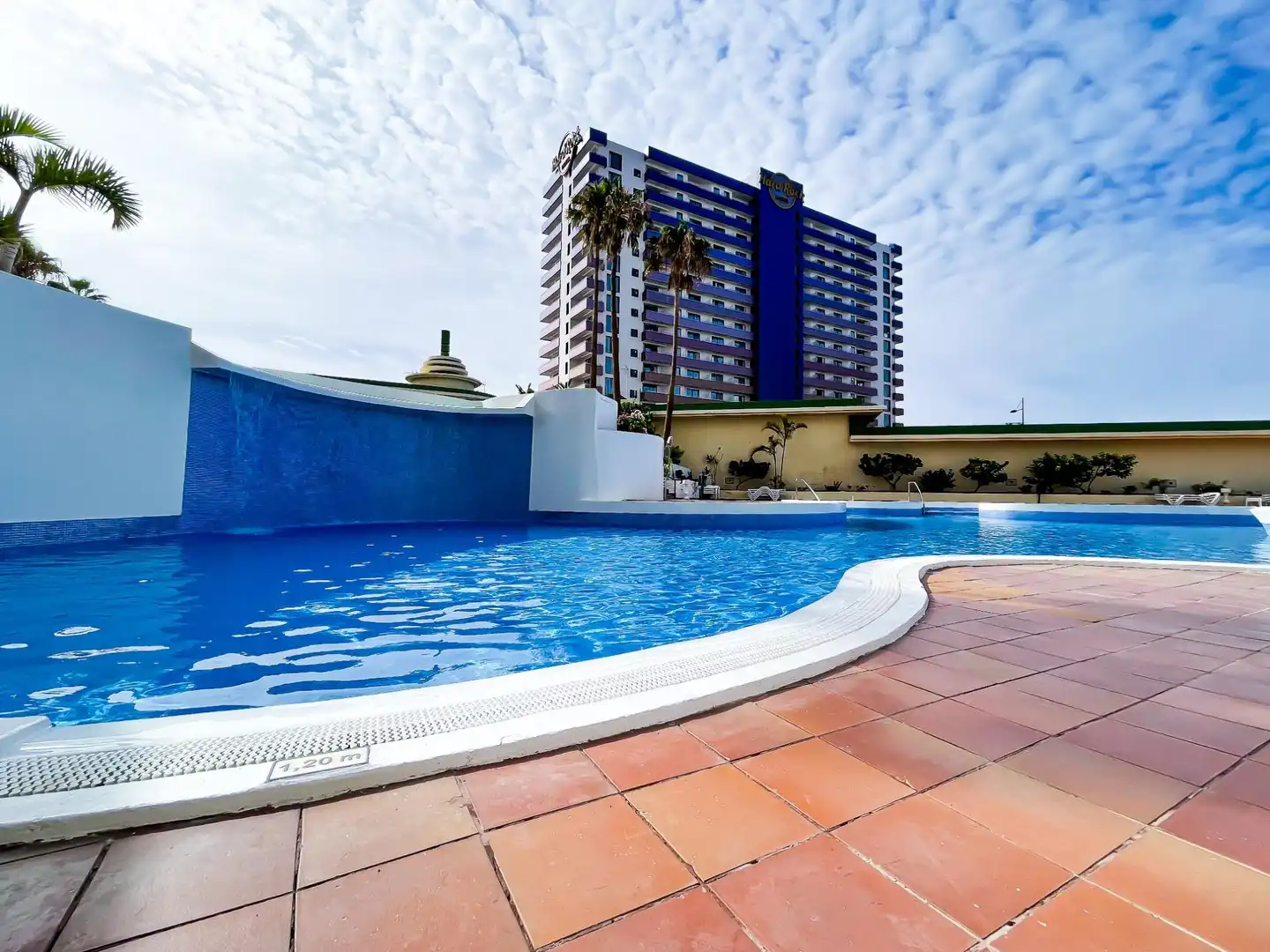 Piscina de Apartament en venda en Adeje amb Terrassa, Moblat i Piscina comunitària