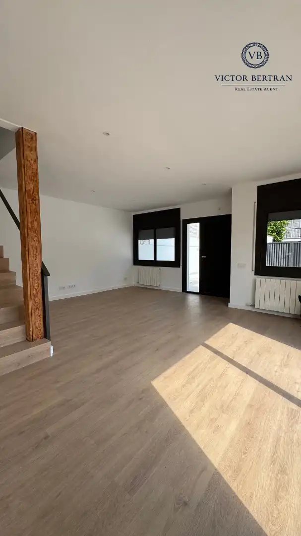 Detached homes for sale in El Masnou  with Heating, Private garden and Parquet flooring