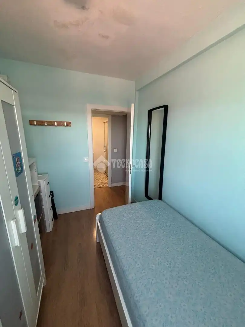 Bedroom of Flat for sale in Parla  with Air Conditioner, Terrace and Furnished