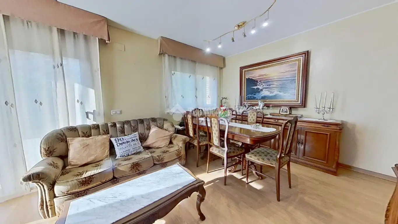 Sala d'estar de Pis en venda en Sabadell