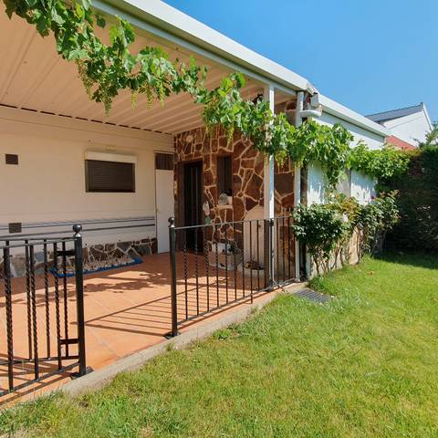 Casa-chalet en Venta en Urbanizacion las Moreras, 6 en Cubillas de Santa Marta