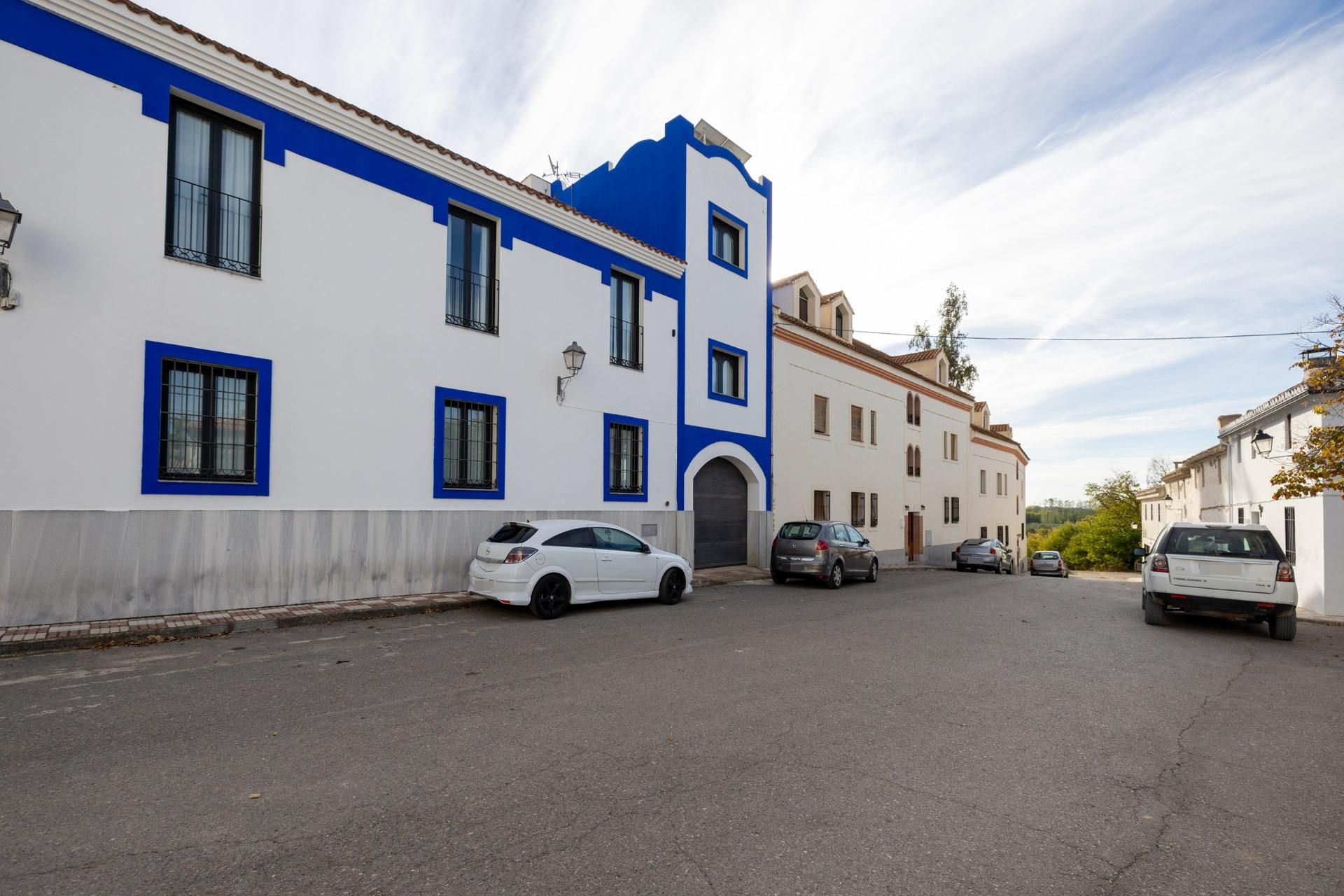 Vista exterior de Pis en venda en Atarfe amb Aire condicionat, Calefacció i Jardí privat