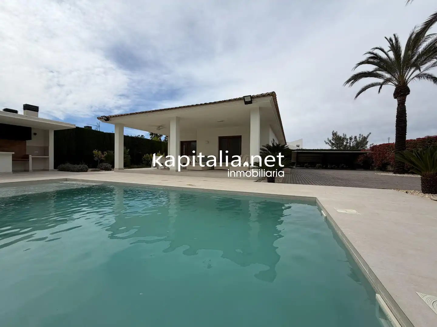 Piscina de Casa o xalet en venda en Ontinyent amb Aire condicionat, Calefacció i Jardí privat