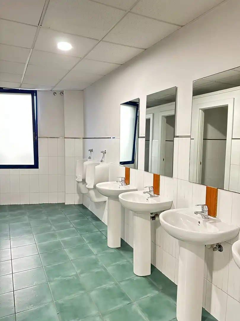 Baño de Nave industrial en venta en Santander