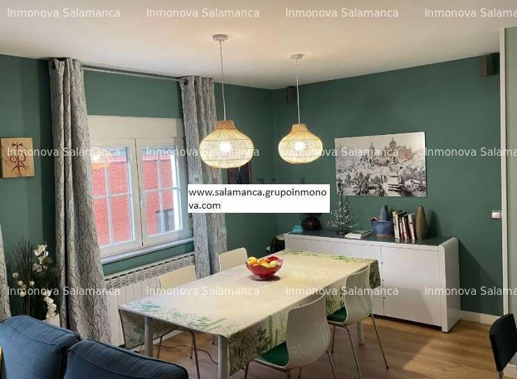 Menjador de Pis de lloguer en Salamanca Capital amb Calefacció, Moblat i Forn