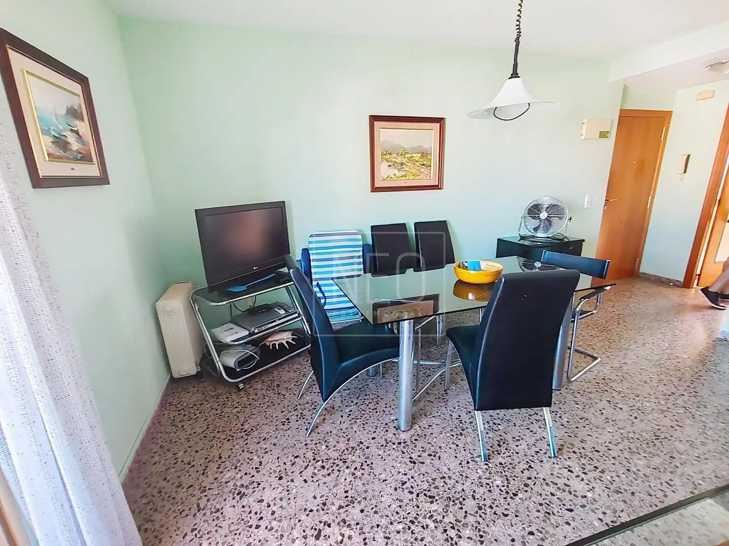 Menjador de Pis en venda en Gandia amb Jardí privat, Terrassa i Traster