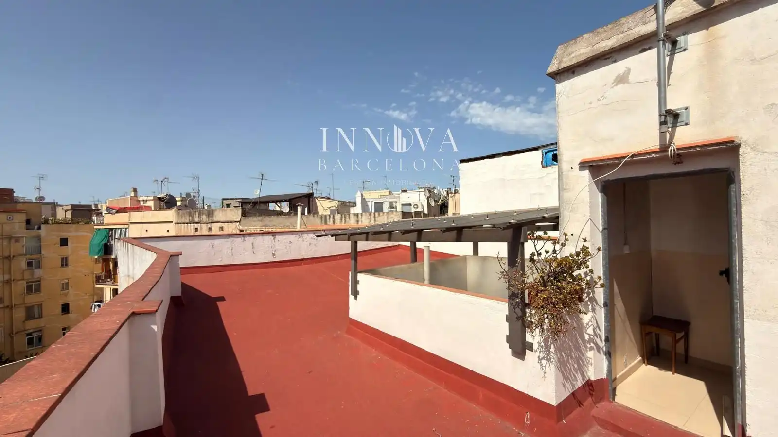 Terrasse von Wohnung zum Verkauf in Barcelona mit Klimaanlage
