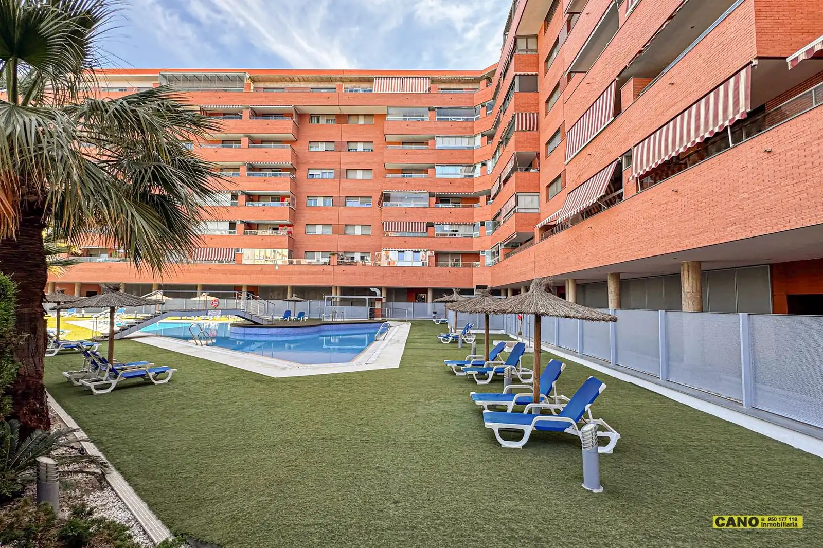 Exterior view of Flat for sale in Almería  with Air Conditioner, Heating and Terrace