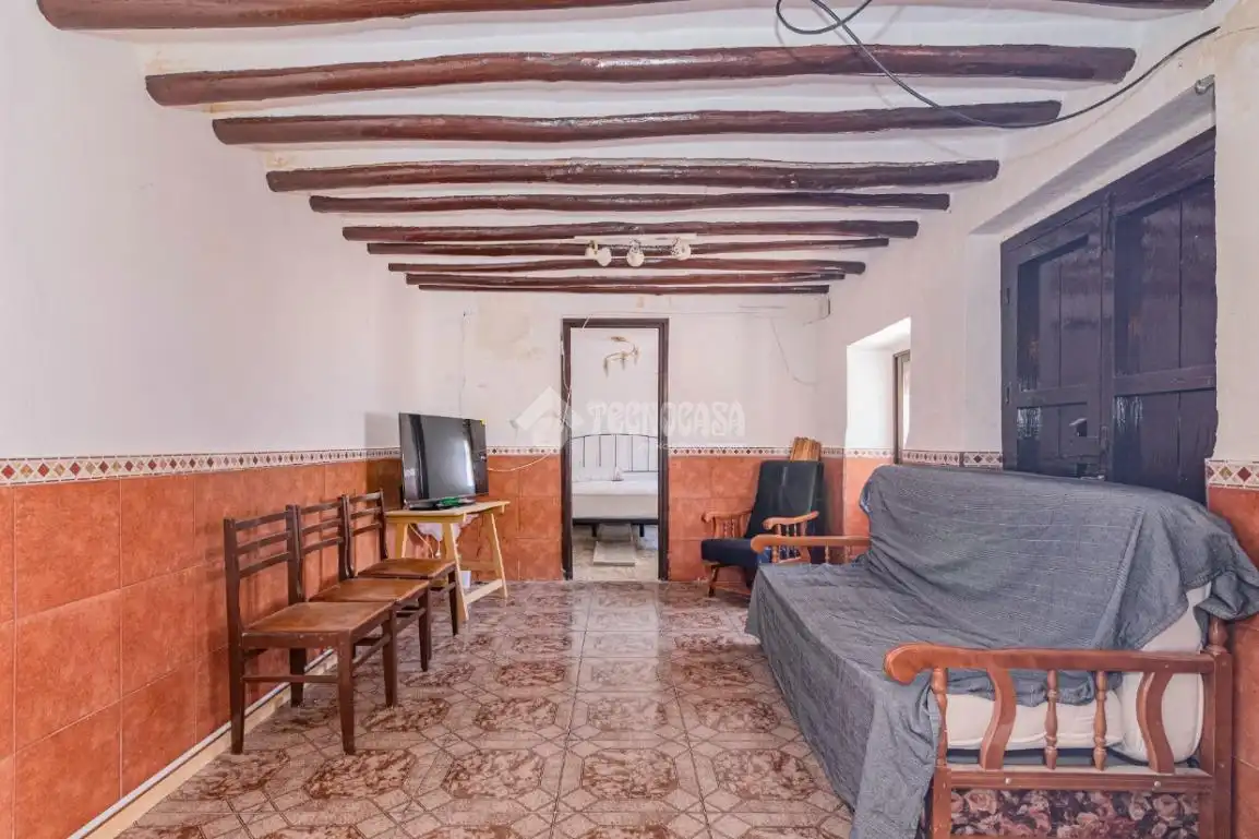 Sala d'estar de Casa adosada en venda en Loja