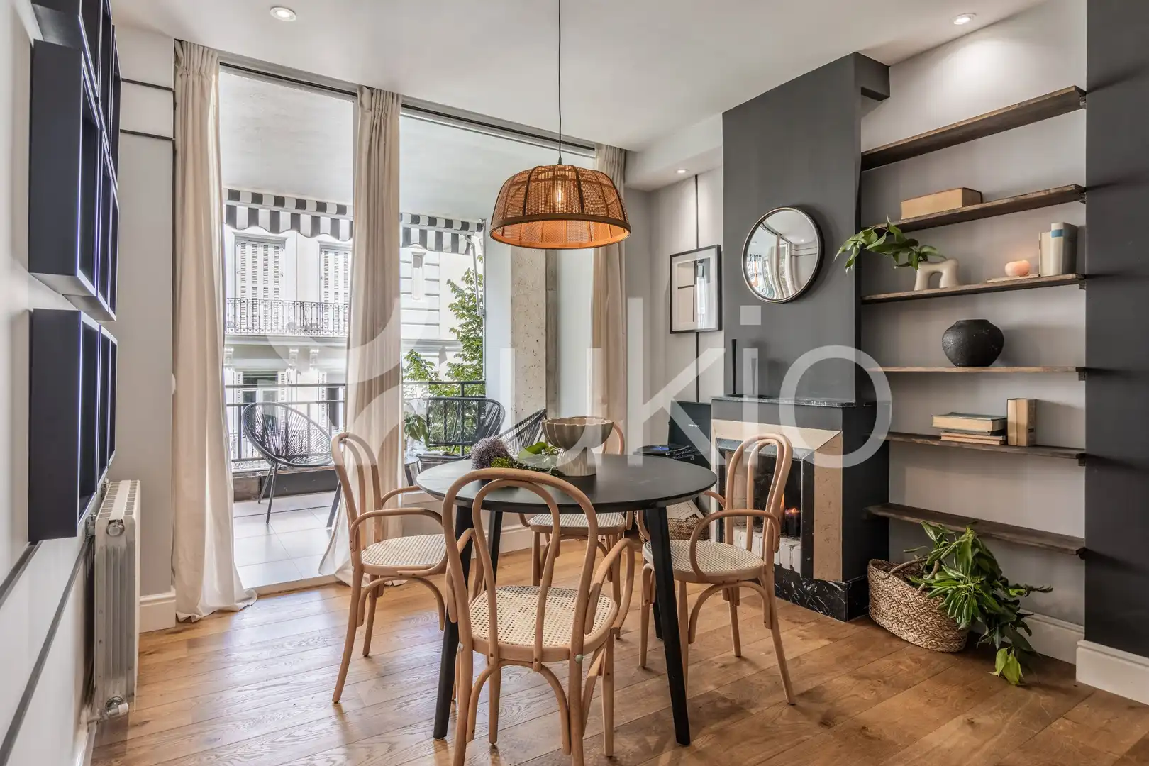 Comedor de Apartamento de alquiler en Madrid con Aire acondicionado, Calefacción y Terraza