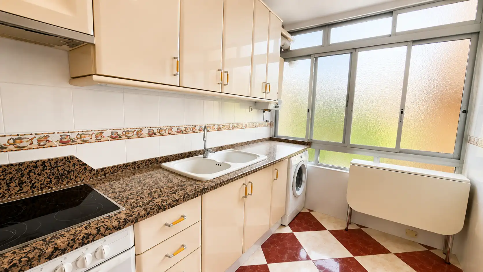 Cocina de Piso en venta en Málaga con Aire acondicionado, Terraza y Amueblado