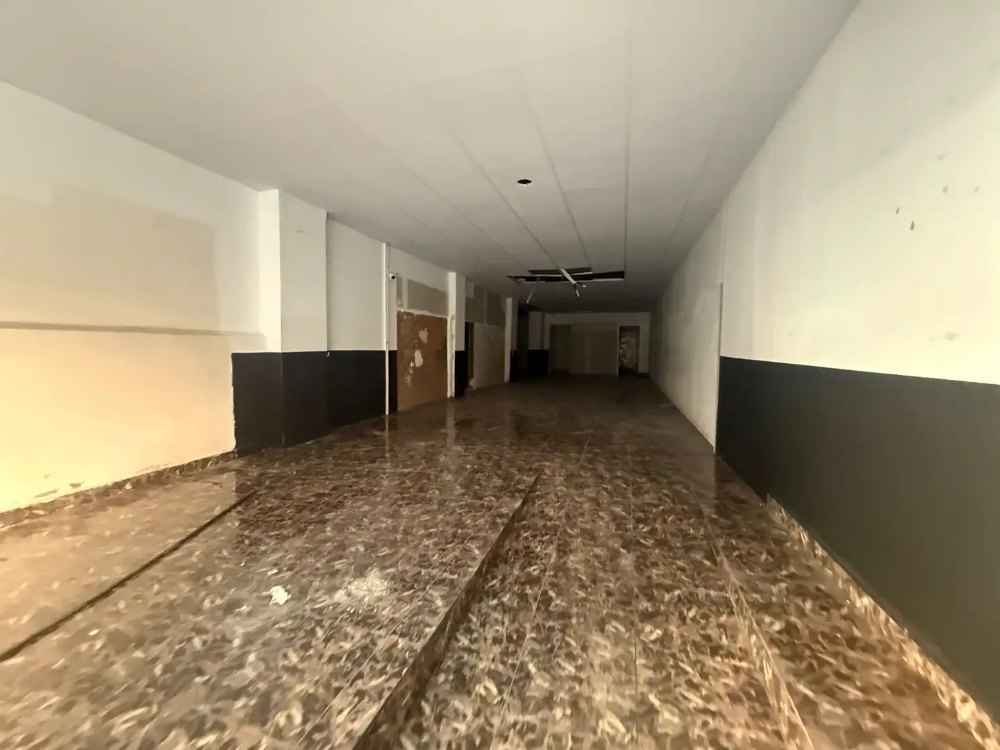 Local comercial en alquiler en Centre - Estació, imagen 3