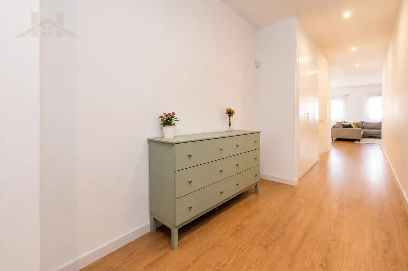 Wohnung zum Verkauf in Tres Cantos mit Klimaanlage, Heizung und Möbliert