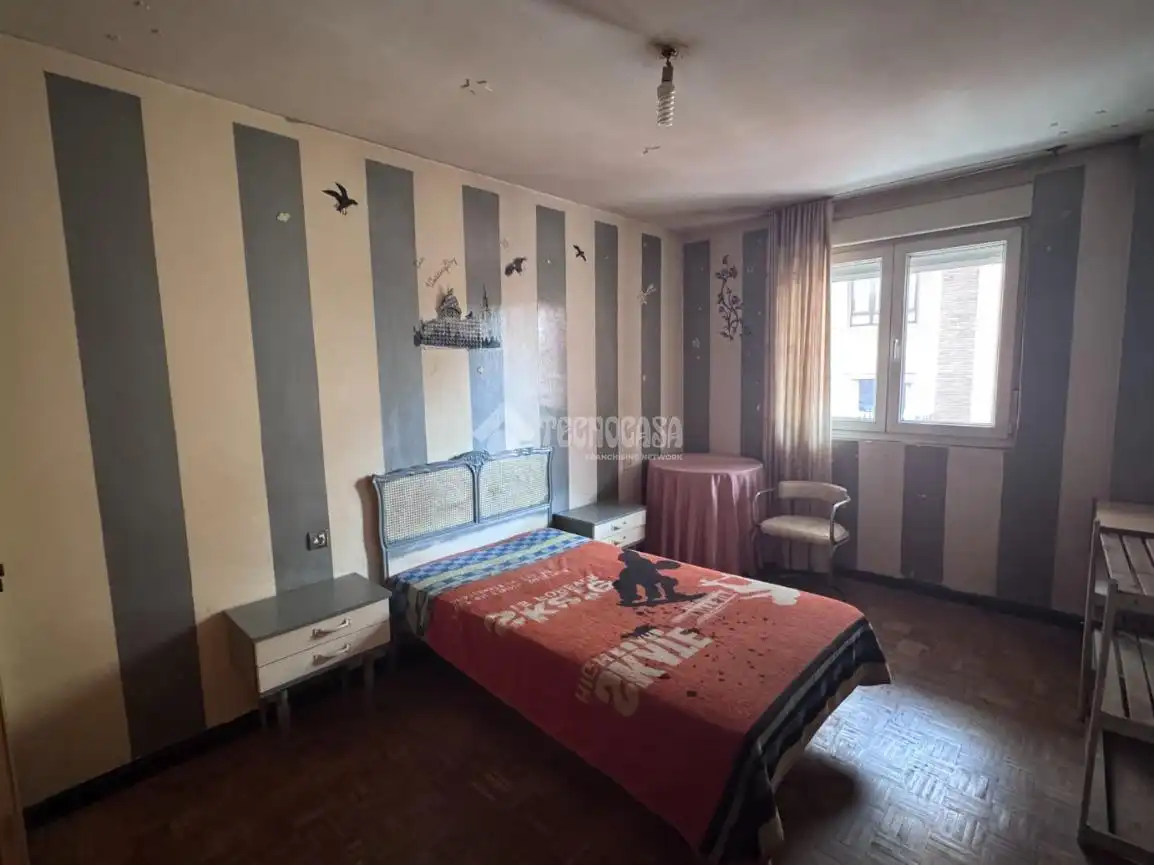 Schlafzimmer von Wohnung zum Verkauf in León Capital  mit Heizung, Terrasse und Abstellraum