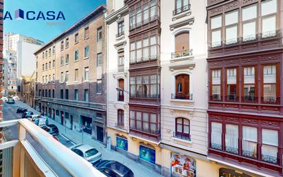 Exterior view of Flat for sale in Bilbao   with Balcony