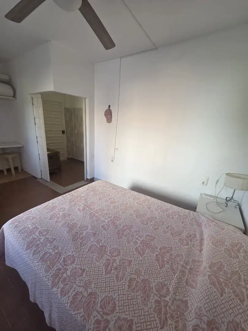 Dormitori de Pis en venda en Almería amb Piscina comunitària