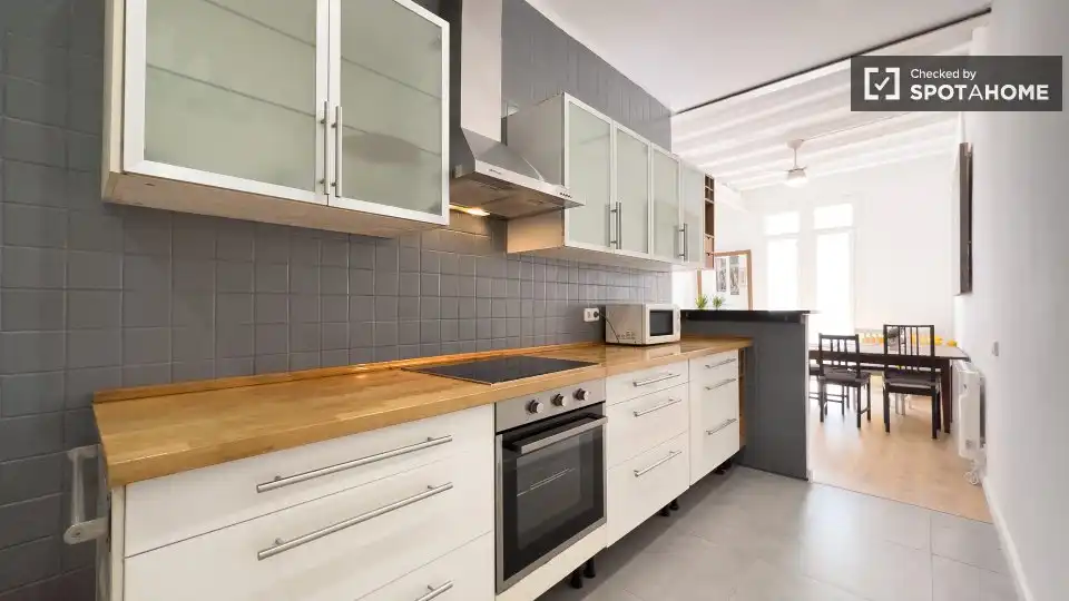Habitació a El Raval