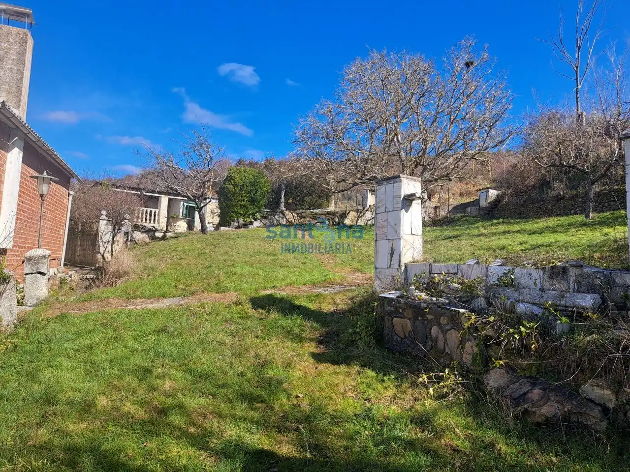 Casa o xalet en venda en Gradefes amb Calefacció, Jardí privat i Traster