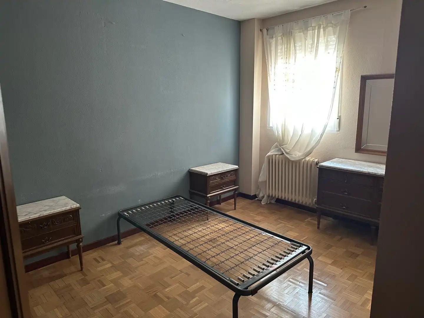 Habitación de Piso en venta en Tudela de Duero con Parquet